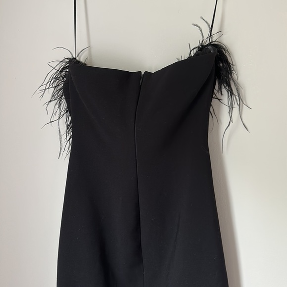 Black dress - Picture 6 of 9